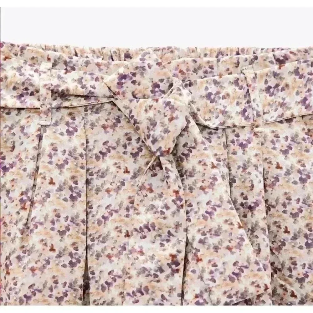 New Zara Floral Print Paperbag Shorts Women Size Medium Waist Tie Feminine